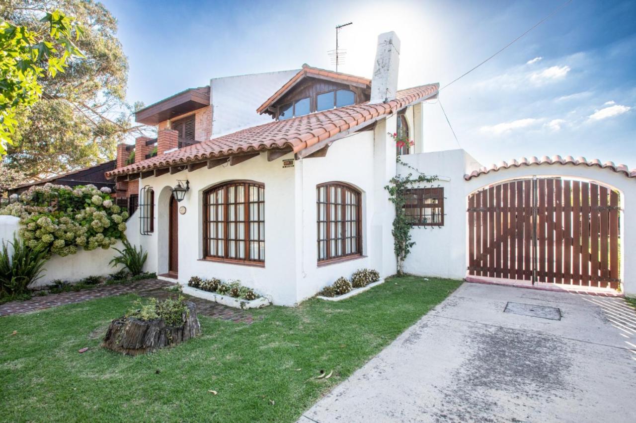 מר דל פלאטה Chalet En Barrio Parque מראה חיצוני תמונה